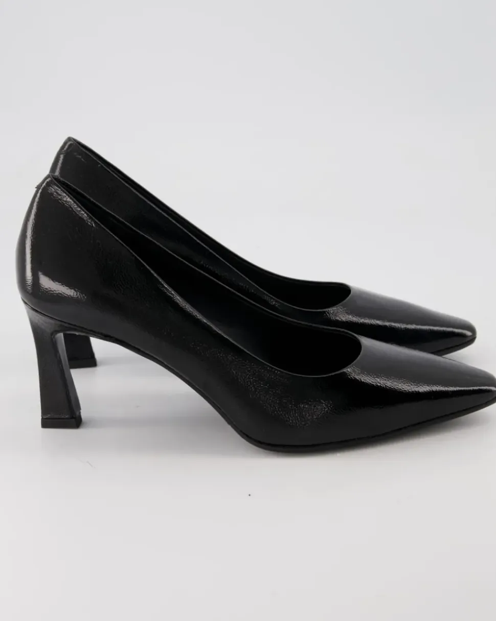 T02 Pumps in Schwarz