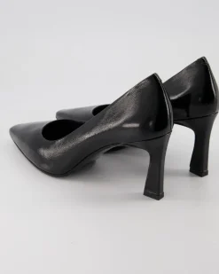T02 Pumps in Schwarz