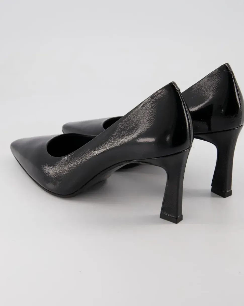 T02 Pumps in Schwarz