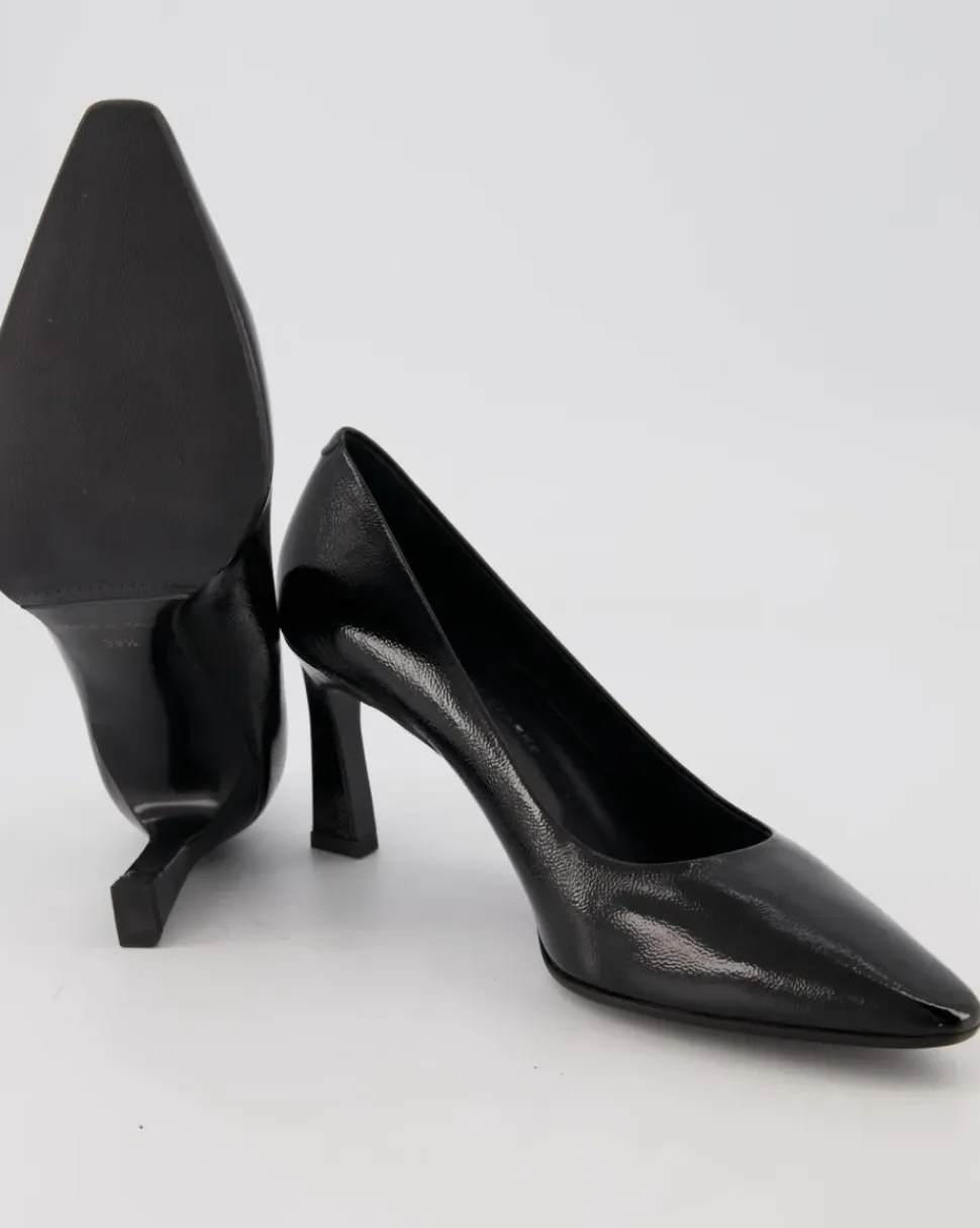 T02 Pumps in Schwarz