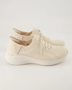 Ultra Flex 3.0 - Brilliant Pat Sneaker in Beige