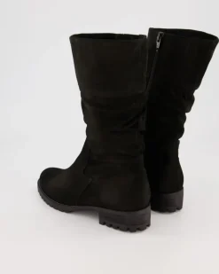 Vanessa Stiefel in Schwarz
