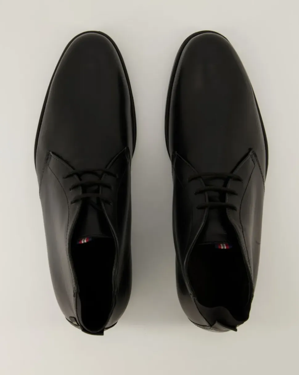 VANE Stiefeletten in Schwarz