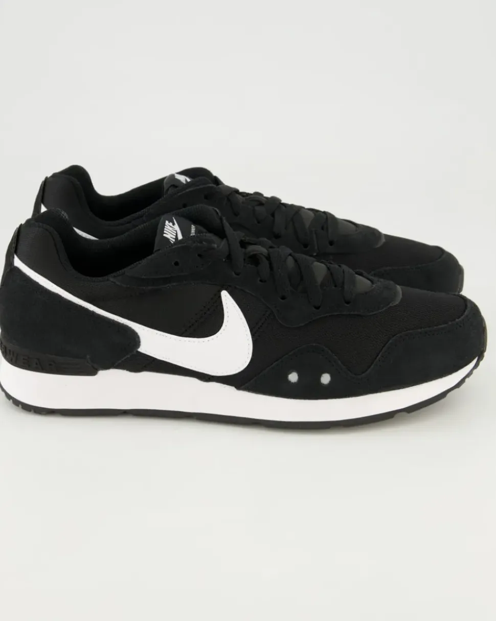 Venture Runner Sneaker in Schwarz