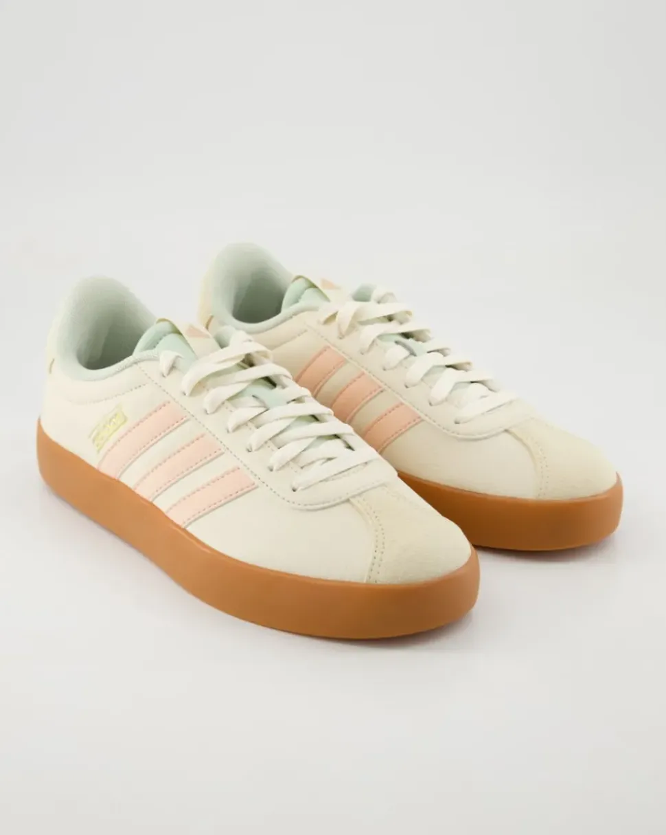 VL Court 3.0 Sneaker in Beige