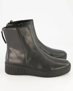 33.631.77 Winterschuhe in Schwarz