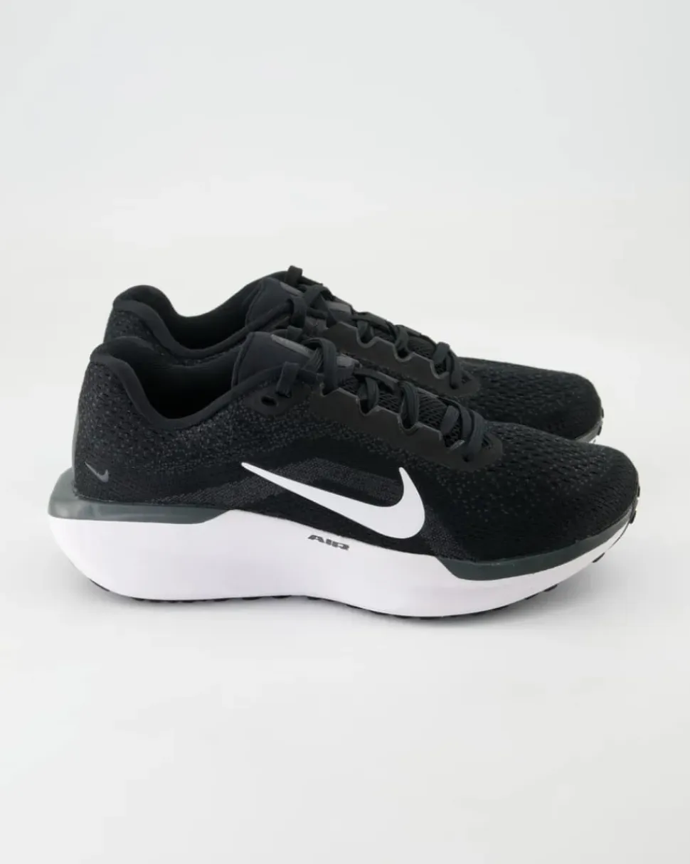 WM NS Nike Air Winflo Sneaker in Schwarz
