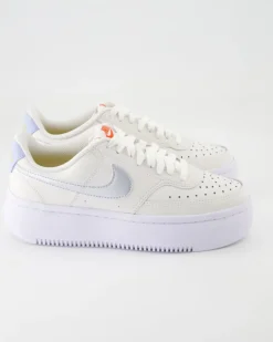 W Nike Court Vison Alta Sneaker