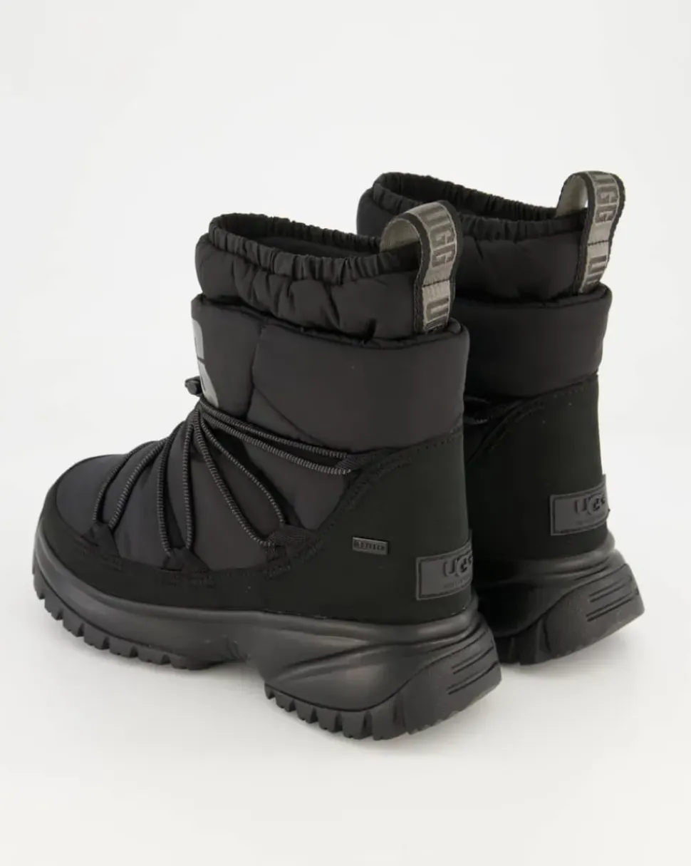 Yose Puffer Mid Winterschuhe in Schwarz